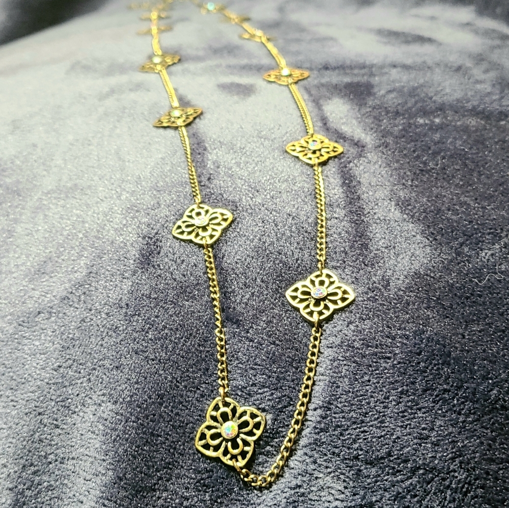 Premier Designs Gold Bronze Necklace